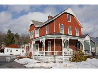 12 Pond St, Grahamville, VT 05149-1218