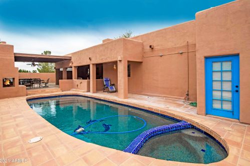 15603 Thistle Dr, Scottsdale AZ 85268-4348 exterior