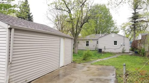 7450 Southeastern Ave, Hammond IN  46324-2925 exterior