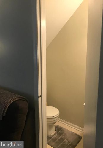 3094 Harbour Dr, Palmyra NJ 08065-2217 exterior