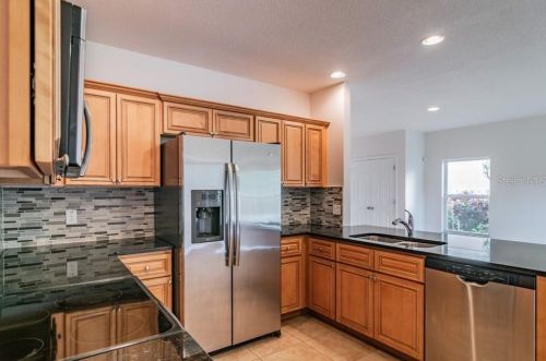 961 Aussi Ct, Tarpon Springs FL  34689 exterior