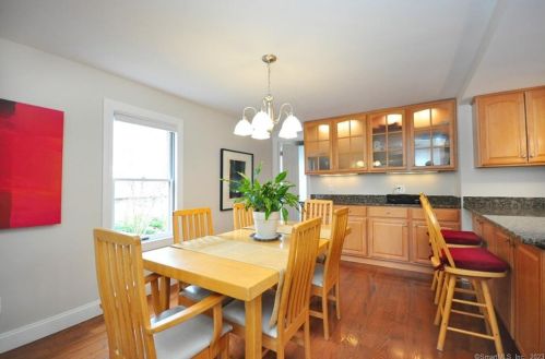 26 Birch St, Waterbury CT  06704-3806 exterior