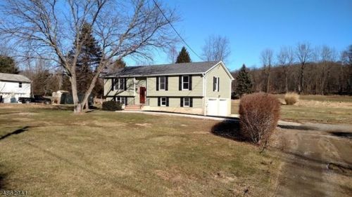 536 Brass Castle Rd, Oxford, NJ 07863-3151