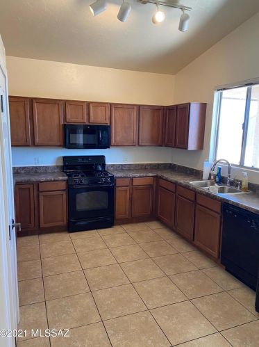 1561 Cottonwood Canyon Dr, Mescal AZ  85602-7509 exterior