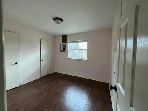 3404 Royal Crst Dr, Fort Worth TX 76140-2716 exterior