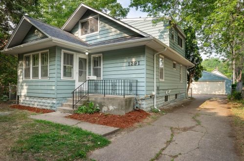 1291 Albemarle St, Saint Paul, MN 55117-4421