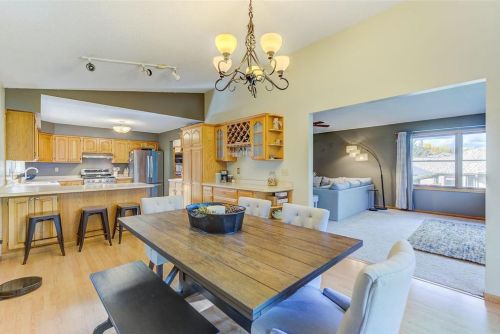 1116 Grandview Dr, Hudson WI  54016-1472 exterior