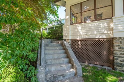 424 Union Ave, Peekskill, NY 10566-4705