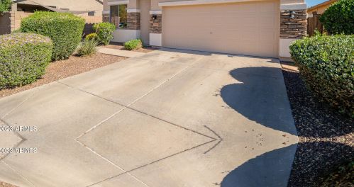16923 Lundberg St, Sun City, AZ 85388-1571