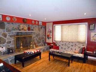120 Lake Shore Dr, Rock Hill NY  12775-6523 exterior