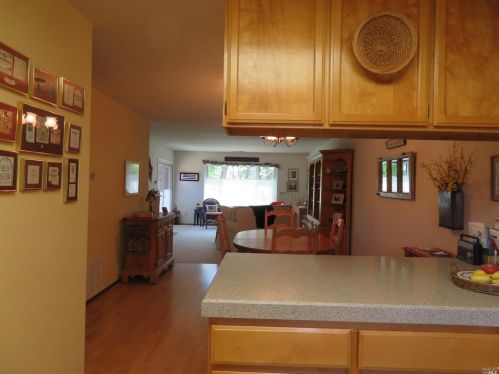 5032 Buckthorn Ct, Santa Rosa, CA 95409-4260
