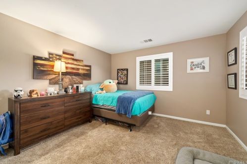 36266 Waxen Rd, Lake Elsinore CA  92532-2565 exterior