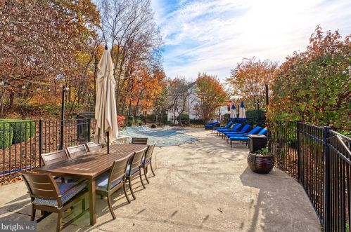 40280 Spectacular Bid Pl, Leesburg VA  20176-7173 exterior