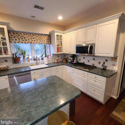 1139 Wilson Ave, Glen Mills PA  19342-9610 exterior