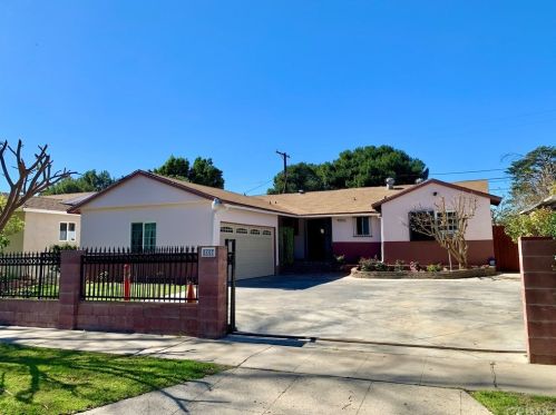 8107 Cedros Ave, Van Nuys, CA 91402-4703