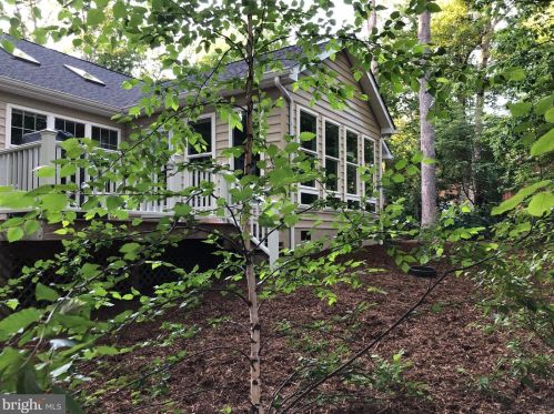 311 Edgehill Dr, Locust Grove, VA 22508-5355