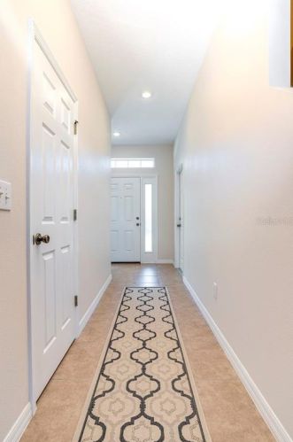 2212 Sweet Holly Ln, Sanford, FL 32771-3305