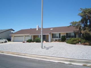 14250 Fort Apache Ct, Victorville, CA 92392-9266