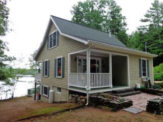 144 Curtis Ln, Moultonborough, NH 03254-4806
