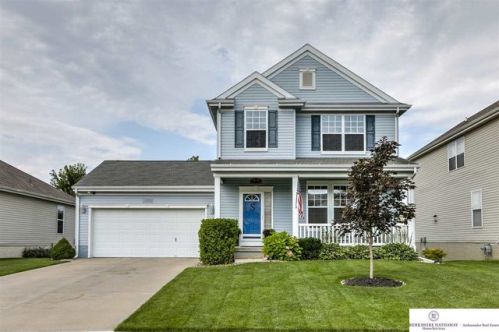 7820 154th Ave, Bennington, NE 68007-1822
