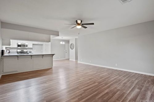 43816 Palm Vis Ave, Lancaster CA 93535-4422 exterior