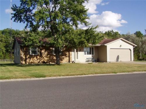 2205 Evergreen Dr, Defiance, OH 43512-9665