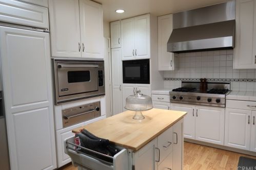 9661 Longden Ave, Temple City CA  91780-1457 exterior