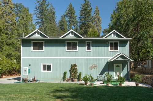 10819 Walker Dr, Grass Valley CA  95945-6912 exterior