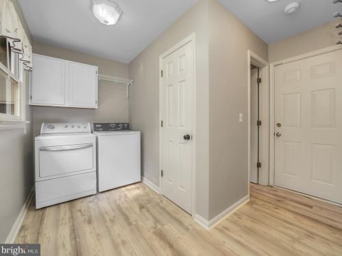 12509 Hawkins Ln, Spotsylvania VA  22551-8215 exterior