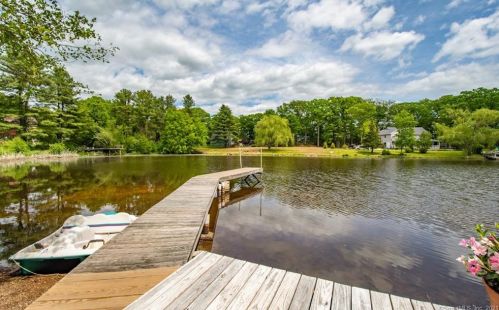 117 Bulkeley Hill Rd, Colchester, CT 06415-1714