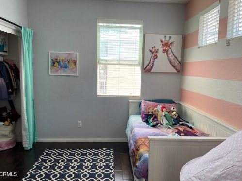 3121 Lisbon Ln, Oxnard CA  93036-5347 exterior