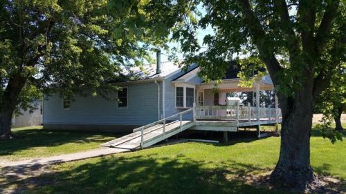 1815 Bardwell West Rd, New Harmony, OH 45176-9433