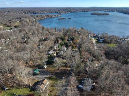 22 Mott Hill Rd, East Hampton, CT 06424-1327