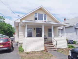 19 Cromer Ave, Schenectady, NY 12304-1811