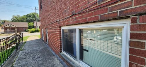 8121 Daly Rd, Cincinnati OH 45231-5702 exterior