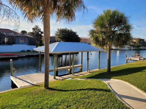 23 Clermont Ct, Palm Coast, FL 32137-8926