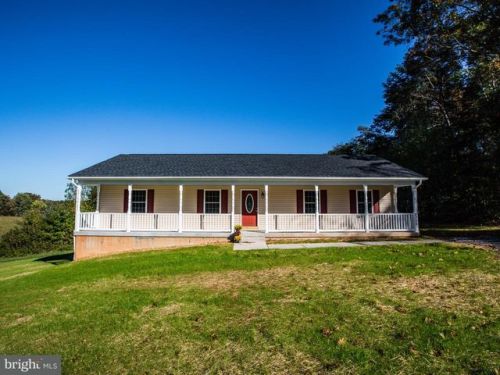 8205 Lawyers Rd, Spotsylvania, VA 22551-5829