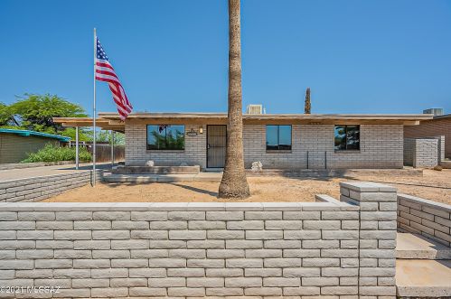 3652 Wesleyan Dr, Tucson, AZ 85741-1438