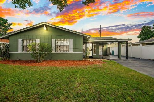 4556 Evers Pl, Orlando, FL 32811-4828