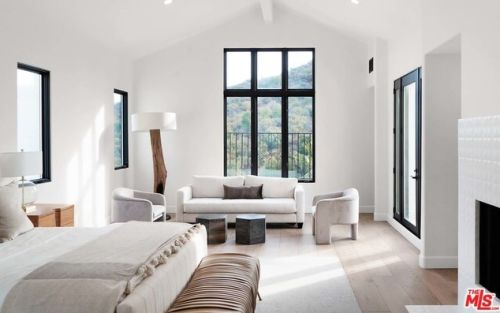 3170 Santa Maria Rd, Topanga CA  90290-4307 exterior