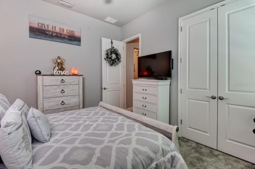 312 Nottinghill St, Ormond Beach FL  32174-0693 exterior