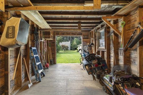 26 Bedford St, Nashua NH  03063-2032 exterior