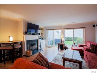 44 Strathmore Ln, Westport, CT 06880-4734