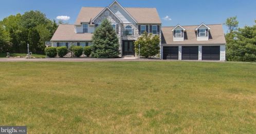 318 Willowbrooke Ln, Limerick, PA 19468-3200