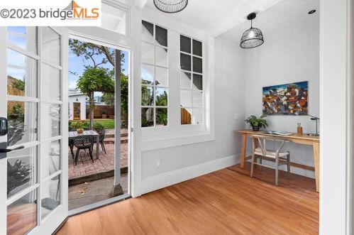 418 45 St, Oakland CA 94609-2135 exterior