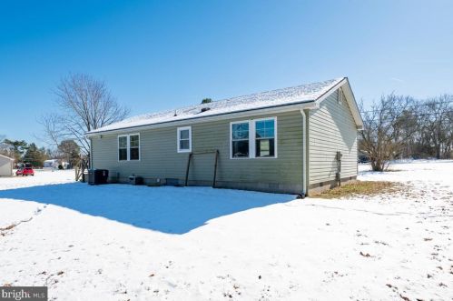 11103 Church Rd, Seaford DE  19973-8676 exterior