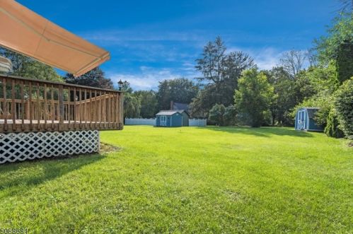 4 Mill Rd, Oxford, NJ 07863-3430