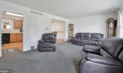 36 Russell Rd, New Castle, DE 19720-2033