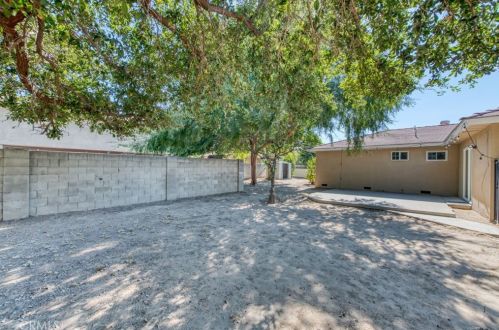 804 Rialto Ave, Clovis CA 93619-5201 exterior