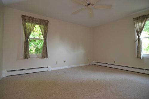 46 Peach Hl Ave, North Providence RI  02911-1924 exterior